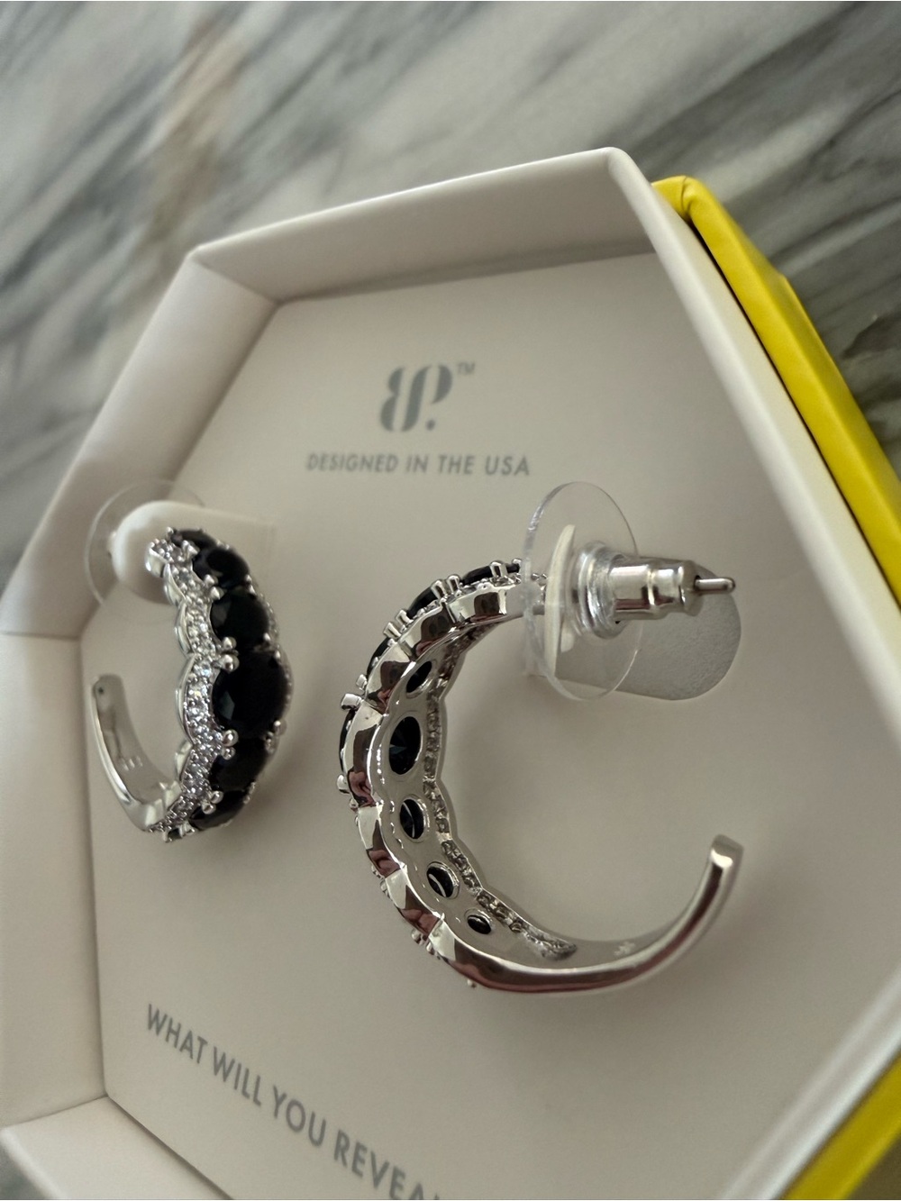 Bomb Party OG earrings - Picture 2 of 3